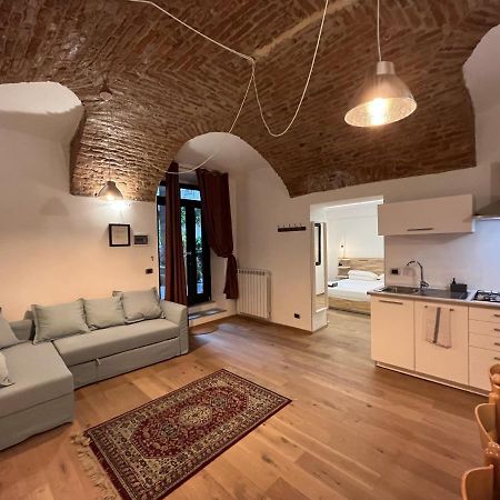 Suite The Brick - Host By Traveller'S Nest Torino Eksteriør billede